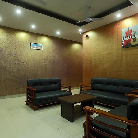 Hotel Parshuram グワーハーティー エクステリア 写真