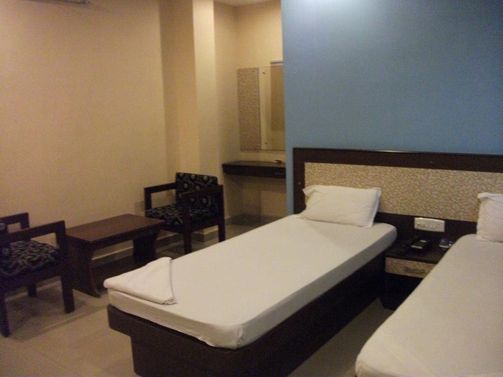Hotel Parshuram グワーハーティー エクステリア 写真