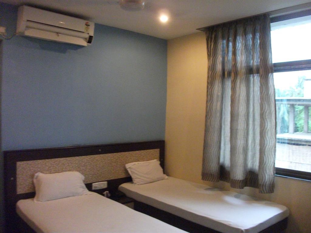 Hotel Parshuram グワーハーティー エクステリア 写真