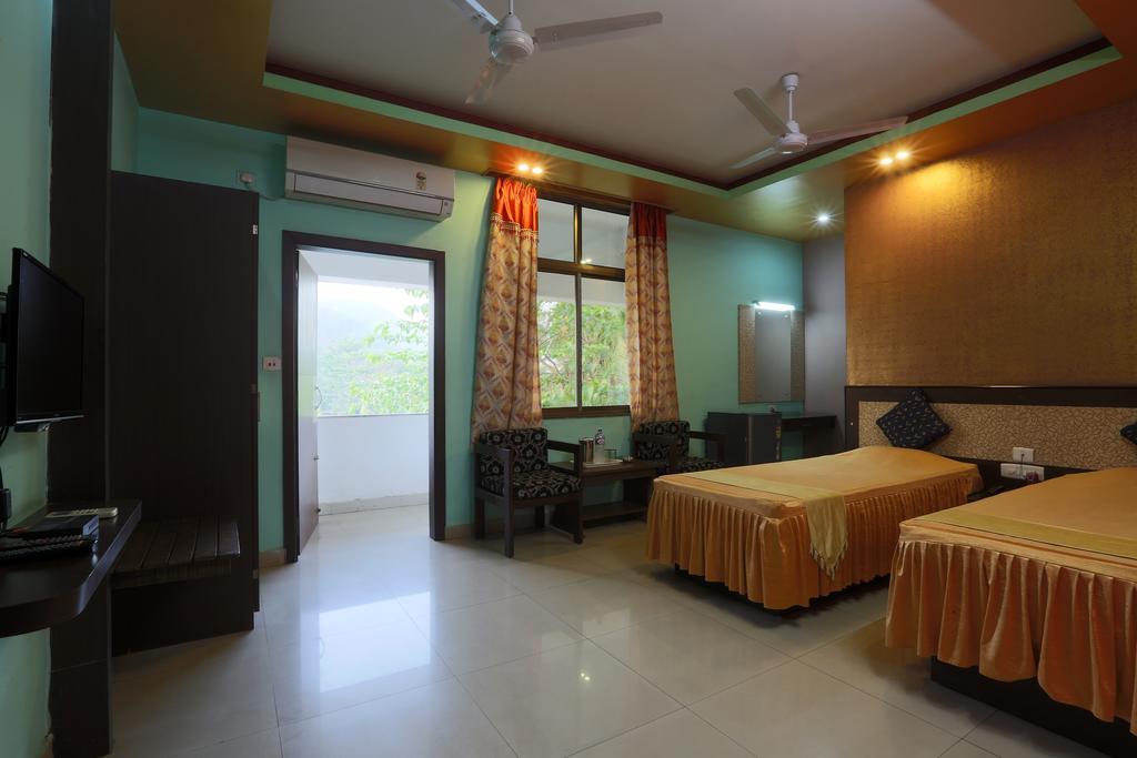 Hotel Parshuram グワーハーティー エクステリア 写真