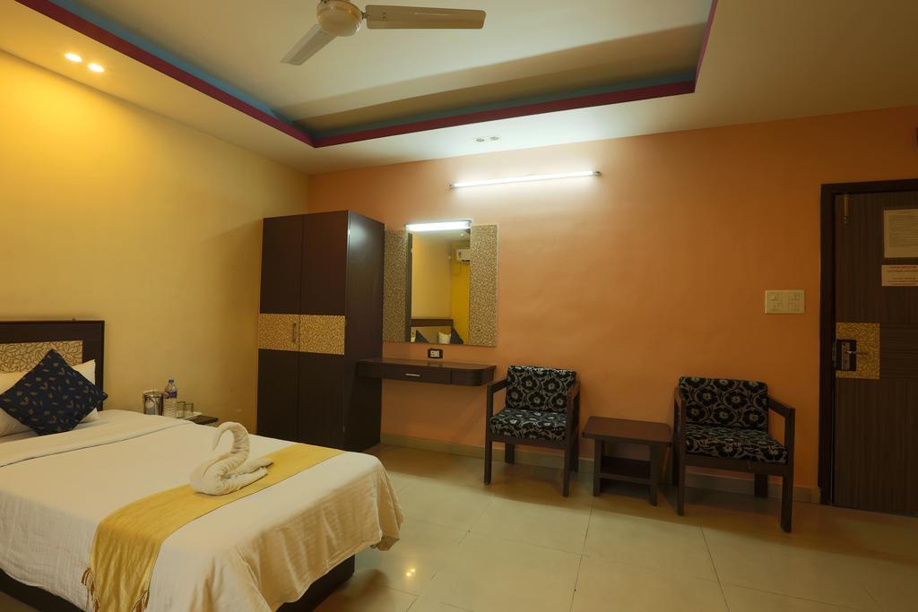 Hotel Parshuram グワーハーティー エクステリア 写真